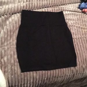 Charolette russe black skirt